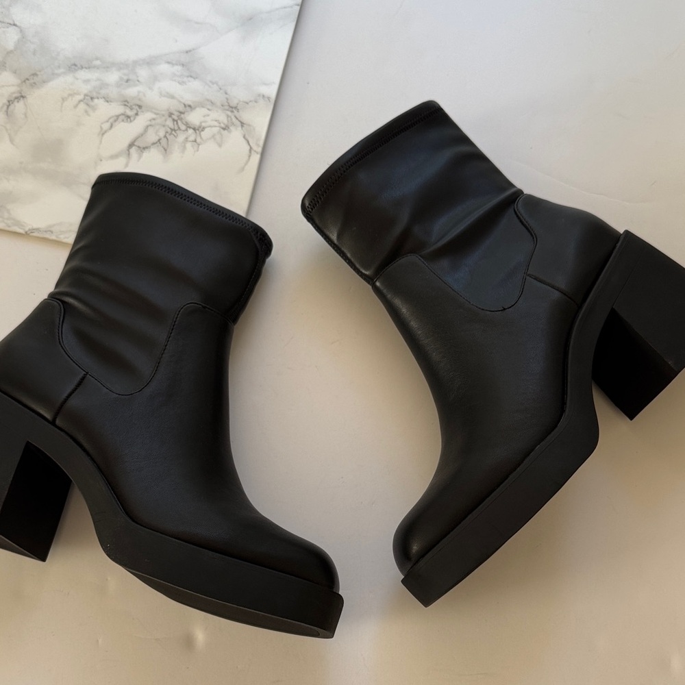 Mix No. 6 Sleek Black Heeled Boots New without box